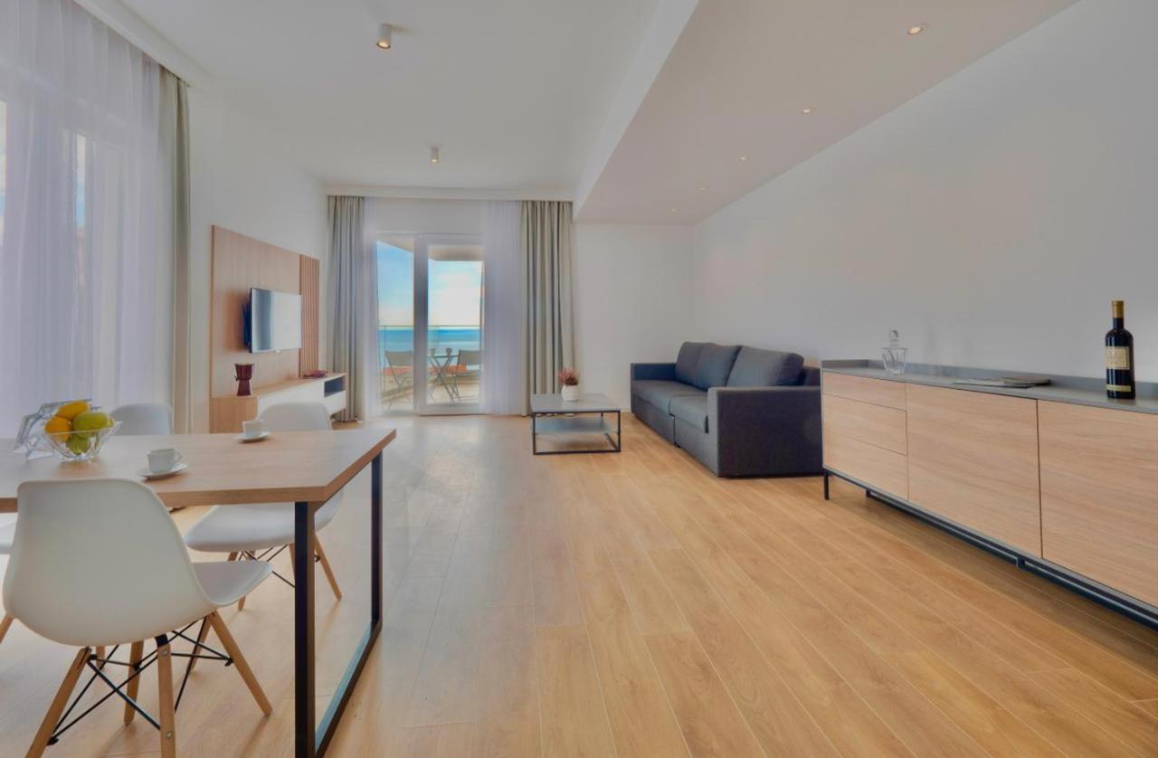 Apartment Horizon Two Bedroom With Sea View Jake *